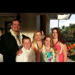 Meet your Posher, Gloria